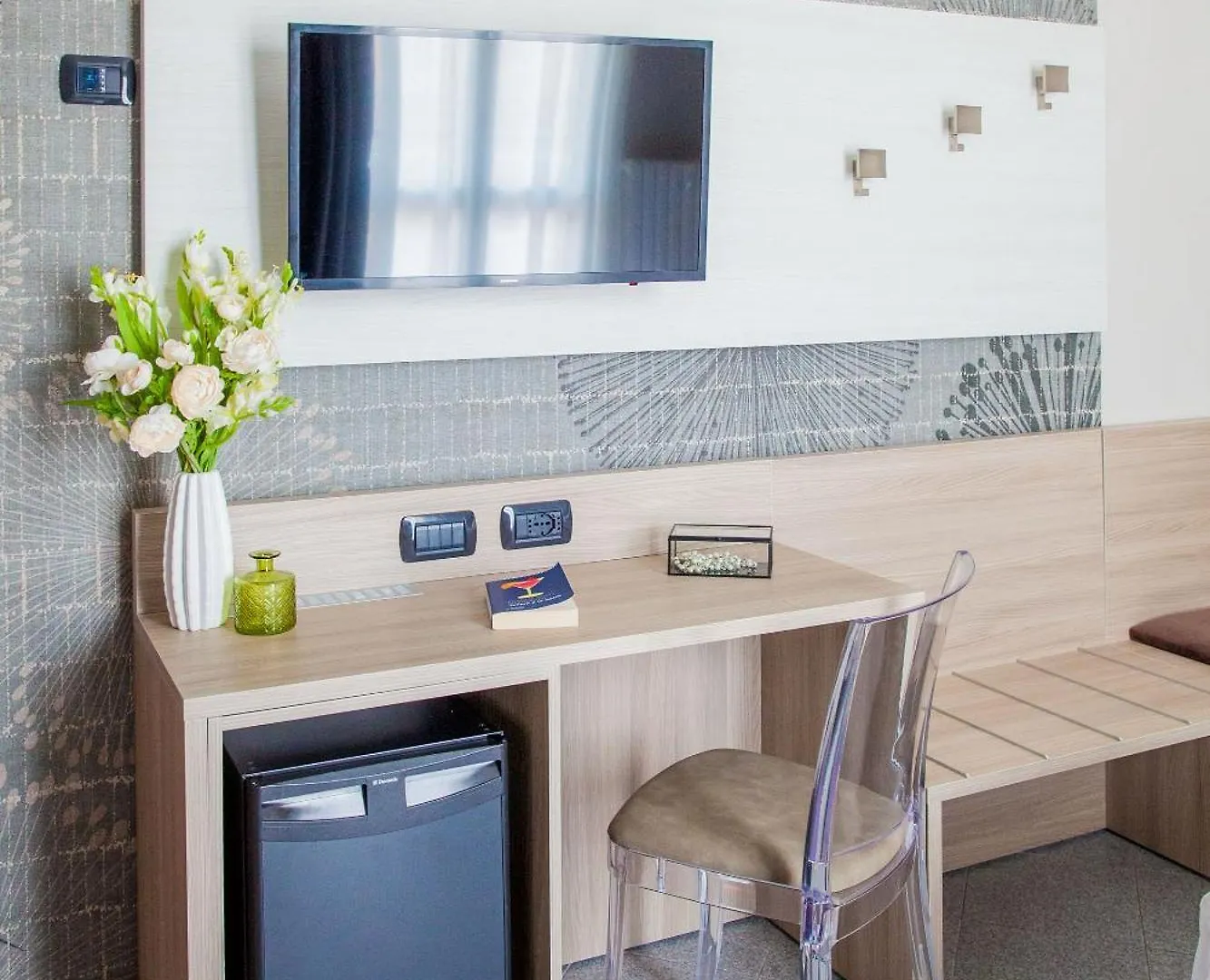 Hotel Gabriella Diano Marina 3*,